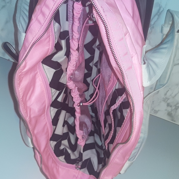 Lululemon Take Me With You Tote - Picture 3 of 12